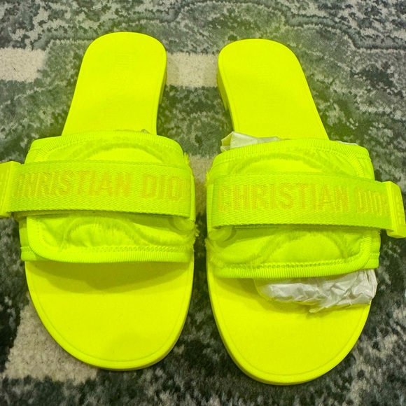 Dior Worn 3 times Yellow Camouflage Fluo slides - Picture 1 of 7